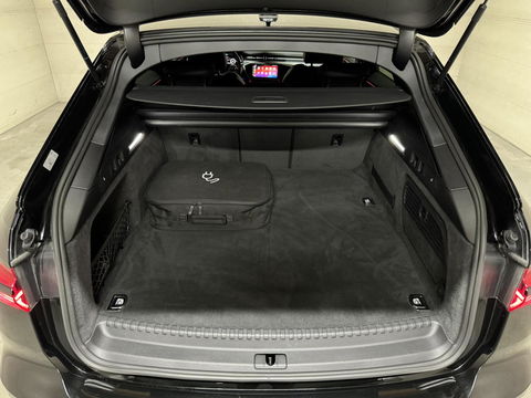 Audi A6 Avant 55 TFSI e Quattro Competition S-Line Black Edition