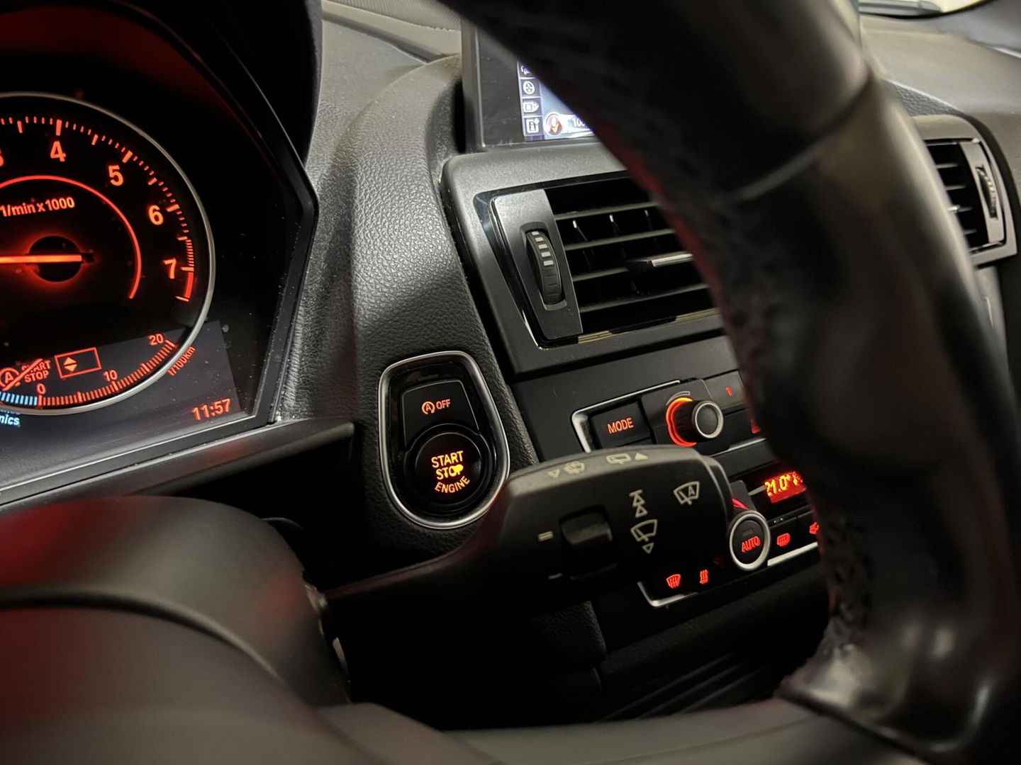 BMW 1 Serie 116i M-Sport Navi Cruise PDC 19'' NAP