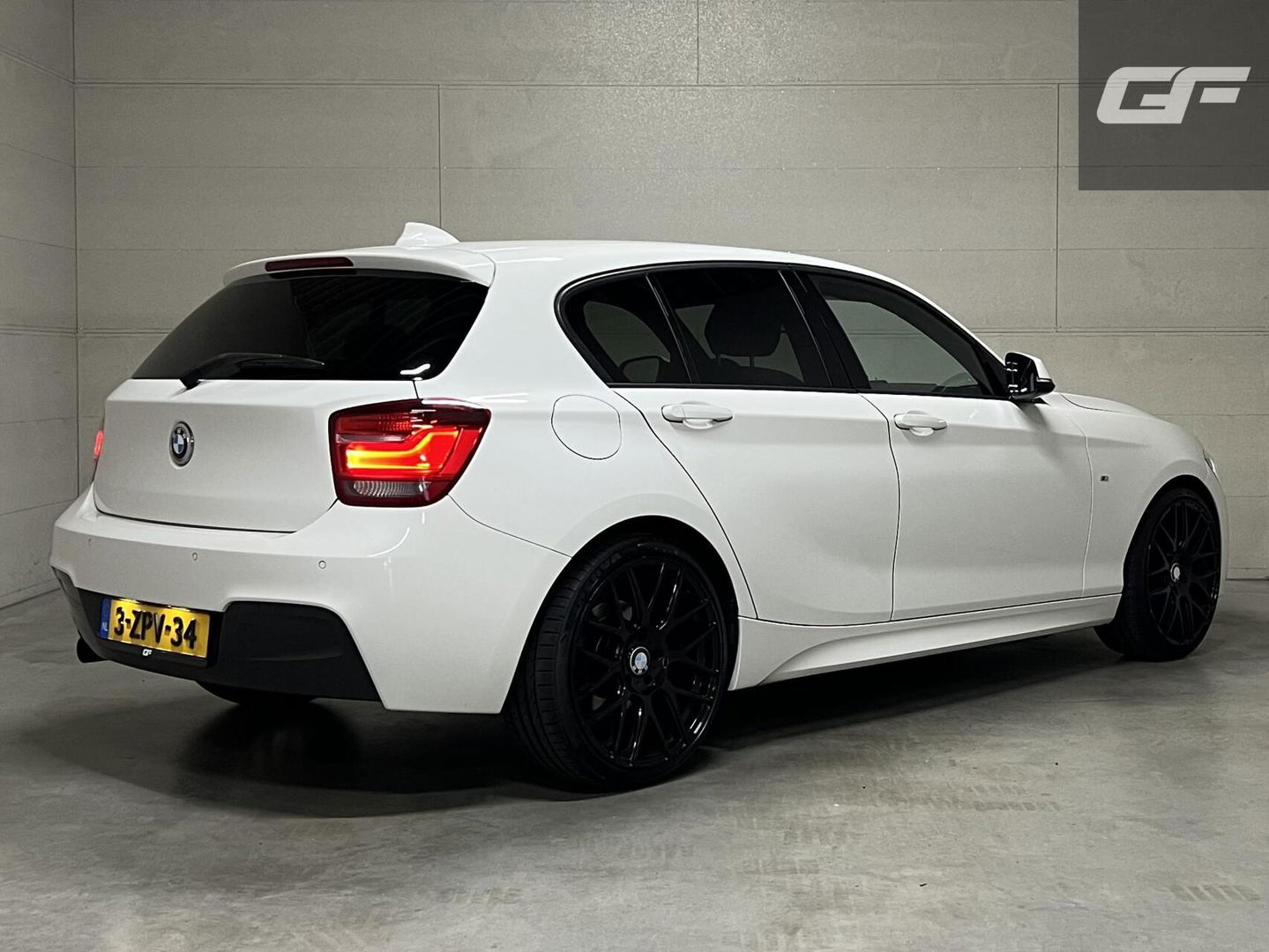 BMW 1 Serie 116i M-Sport Navi Cruise PDC 19'' NAP