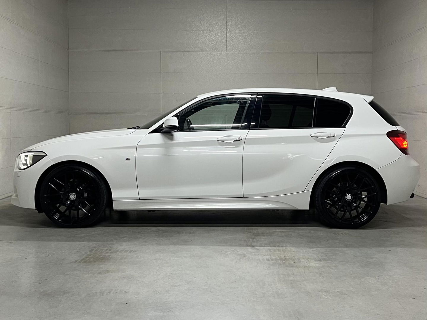 BMW 1 Serie 116i M-Sport Navi Cruise PDC 19'' NAP