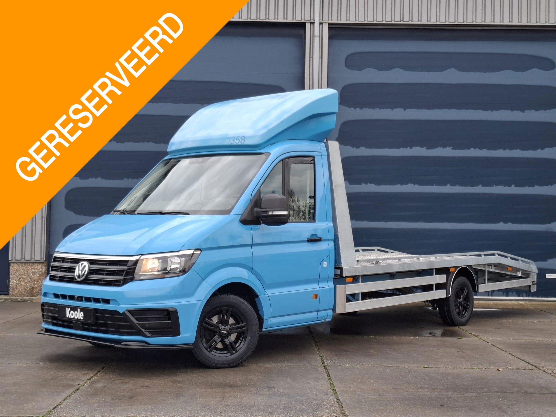 Volkswagen Crafter 35 2.0 TDI L4 Trendline OPRIJWAGEN / AMBULANCE / TRAILER / EURO 6 / LAADVERMOGEN 1500 KG !!