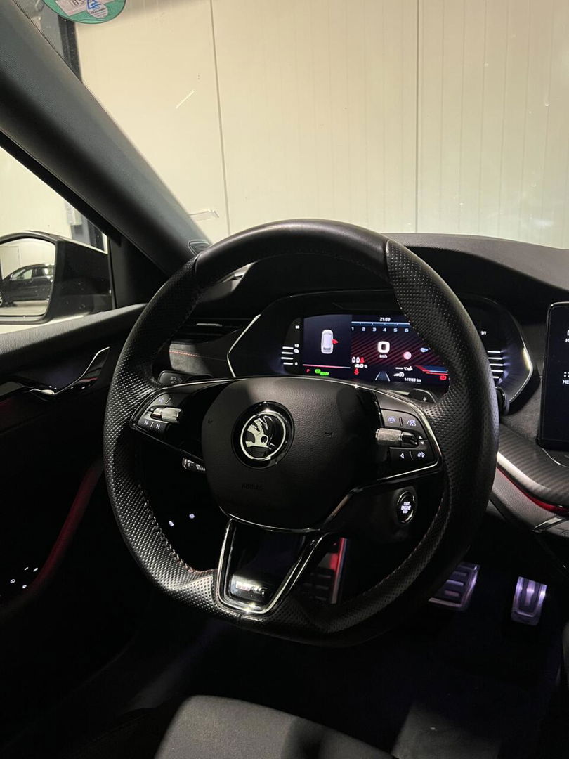 Škoda Octavia Combi 1.4 TSI RS 245PK iV PHEV Virtual Camera