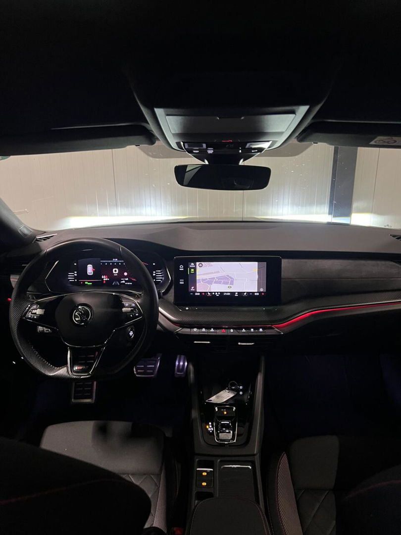 Škoda Octavia Combi 1.4 TSI RS 245PK iV PHEV Virtual Camera