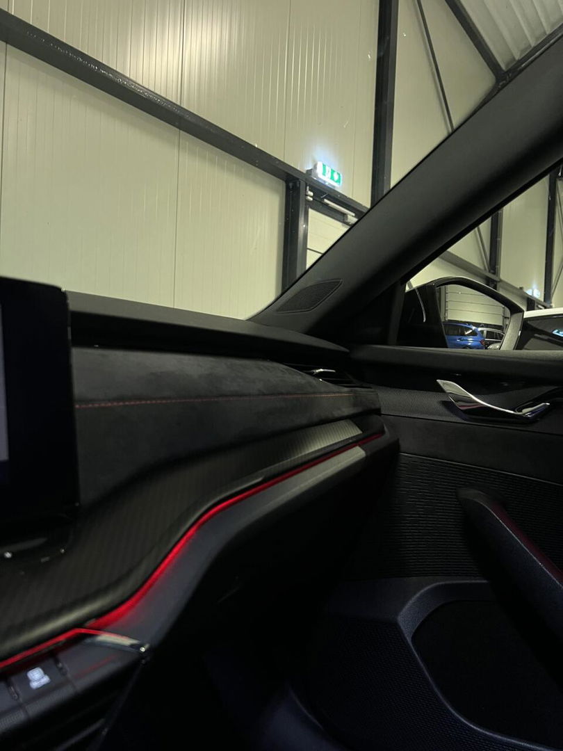 Škoda Octavia Combi 1.4 TSI RS 245PK iV PHEV Virtual Camera