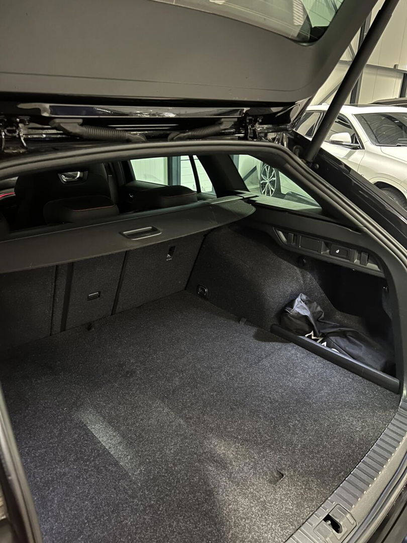 Škoda Octavia Combi 1.4 TSI RS 245PK iV PHEV Virtual Camera