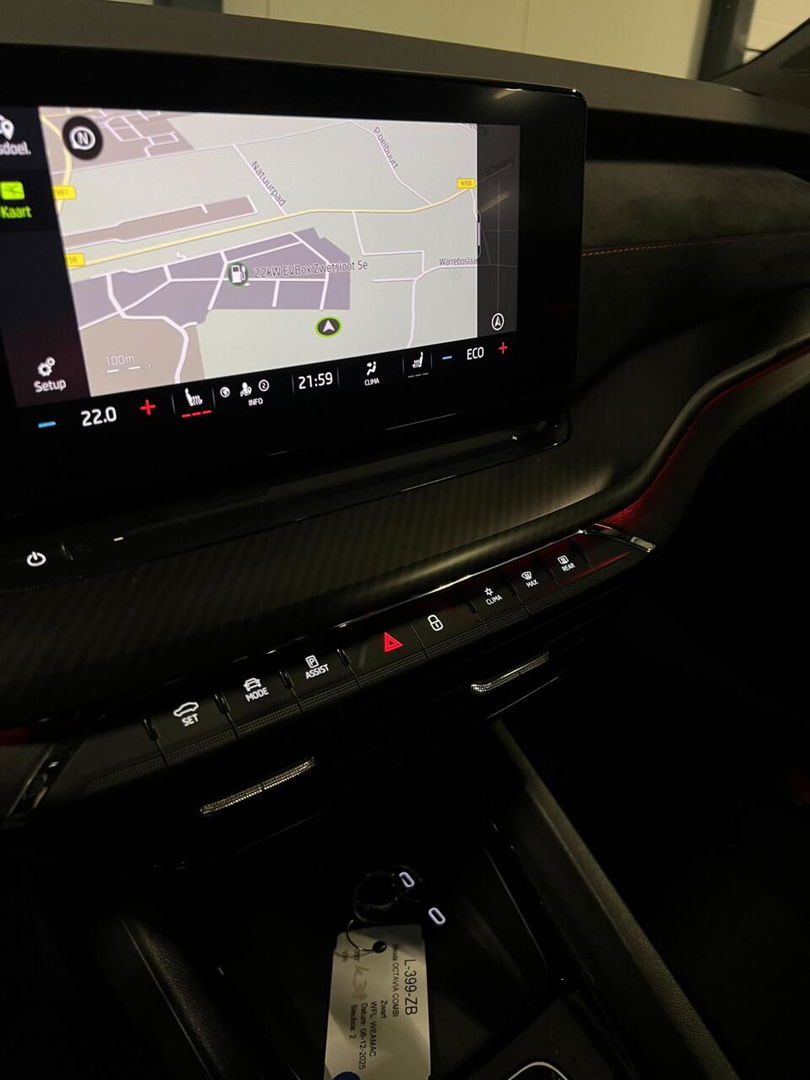 Škoda Octavia Combi 1.4 TSI RS 245PK iV PHEV Virtual Camera