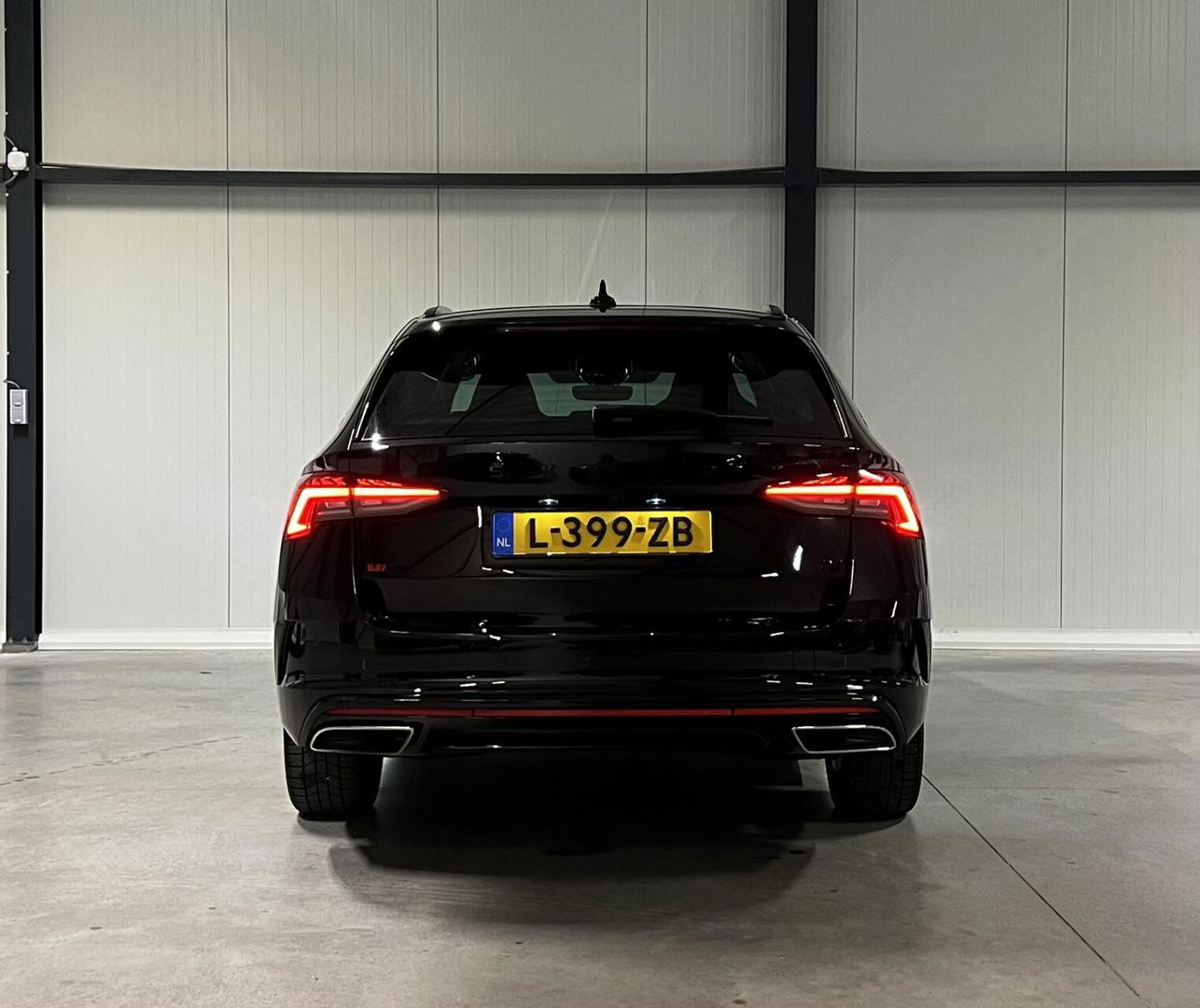 Škoda Octavia Combi 1.4 TSI RS 245PK iV PHEV Virtual Camera