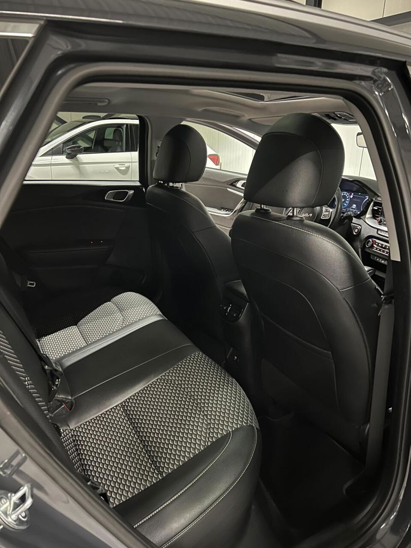 Kia Ceed Sportswagon 1.5 T-GDi DynamicPlusLine Pano Trekhaak