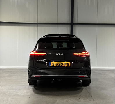 Kia Ceed Sportswagon 1.5 T-GDi DynamicPlusLine Pano Trekhaak
