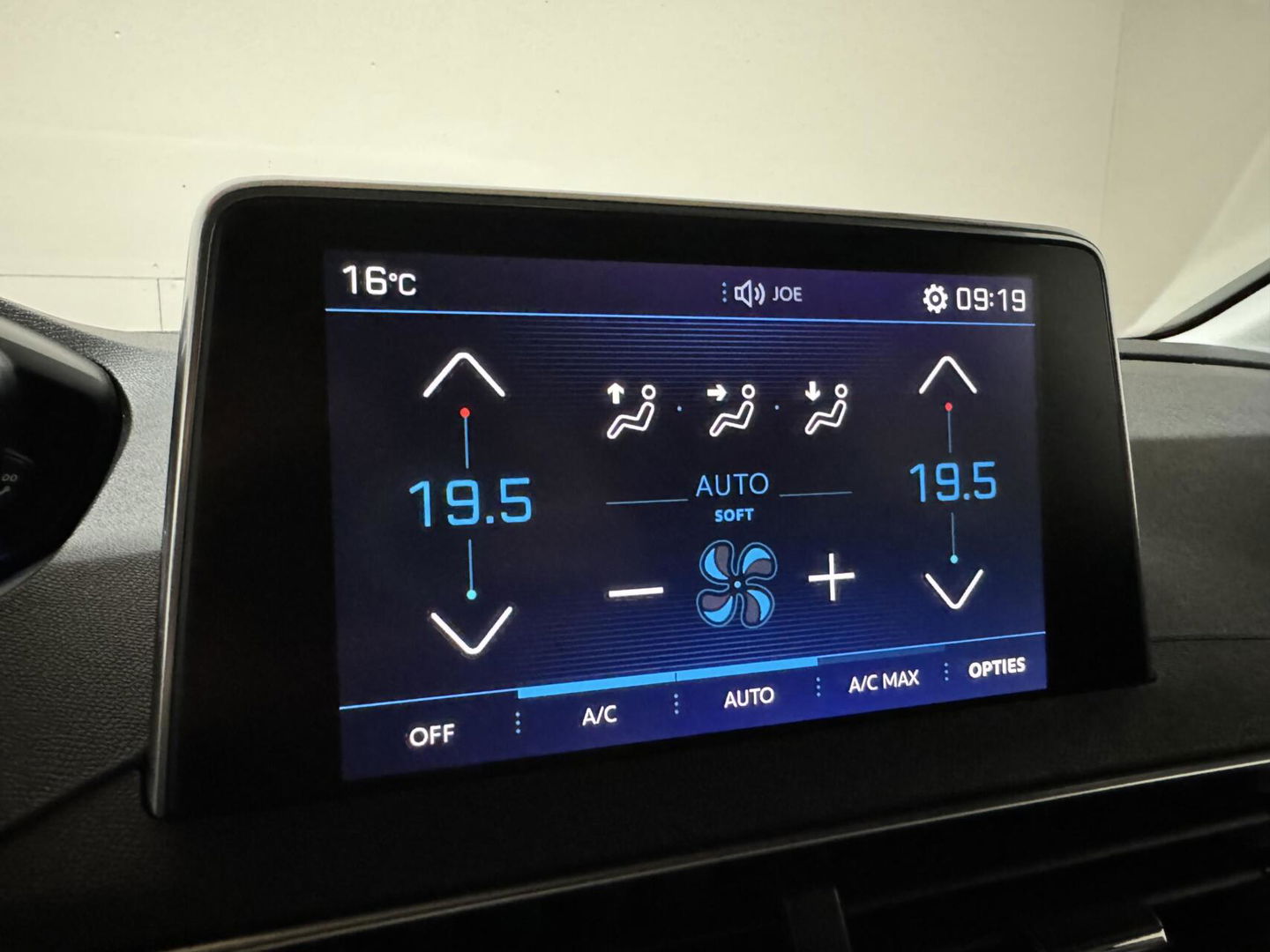 Peugeot 3008 1.2 Allure Automaat Cruise Carplay Stoelver. NAP