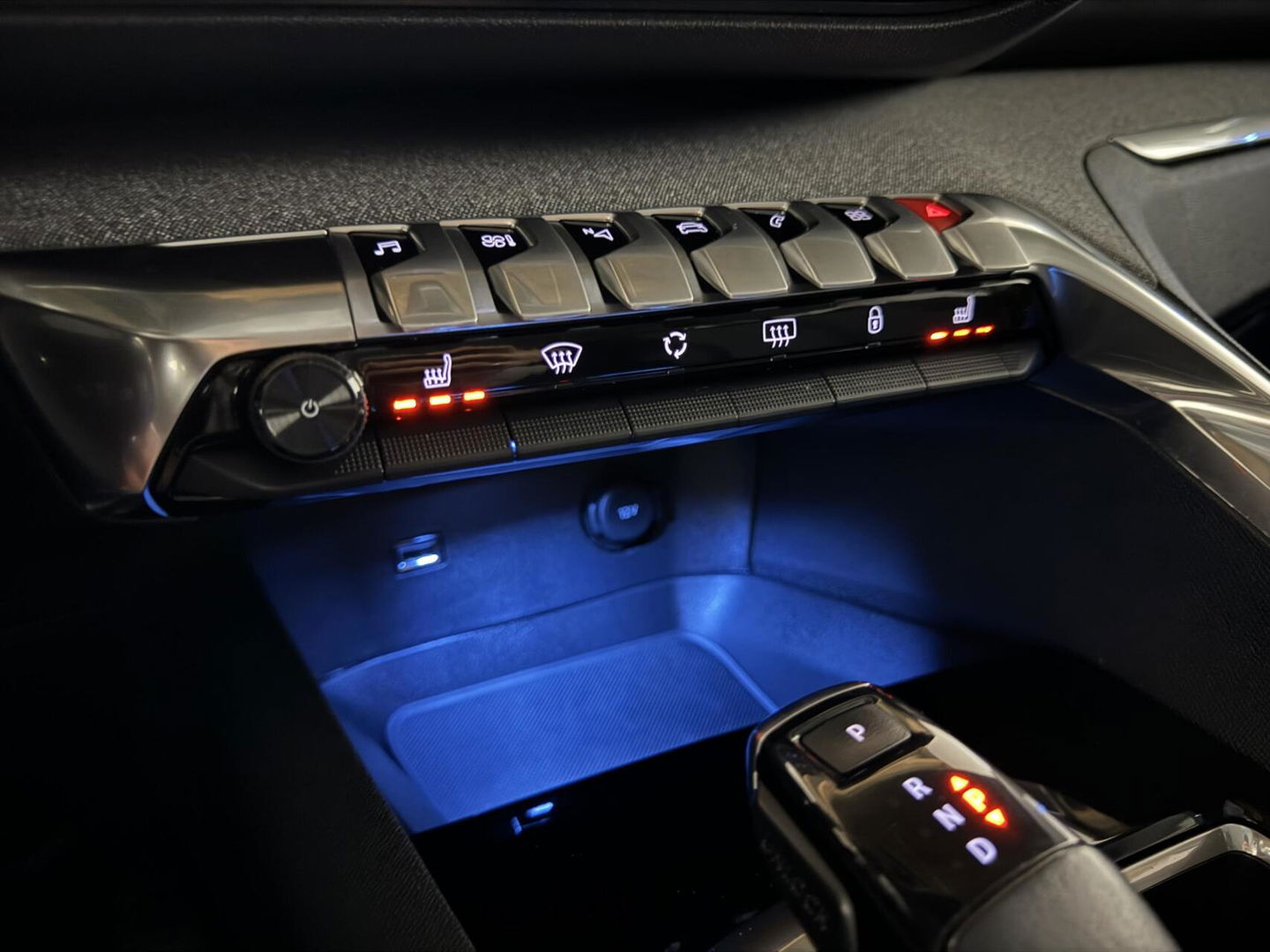 Peugeot 3008 1.2 Allure Automaat Cruise Carplay Stoelver. NAP