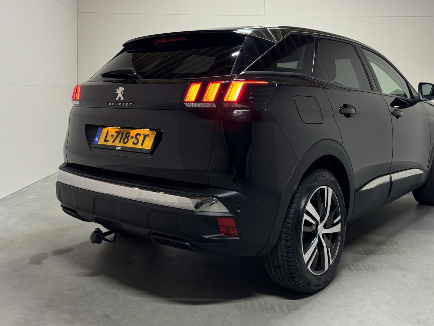 Peugeot 3008 1.2 Allure Automaat Cruise Carplay Stoelver. NAP