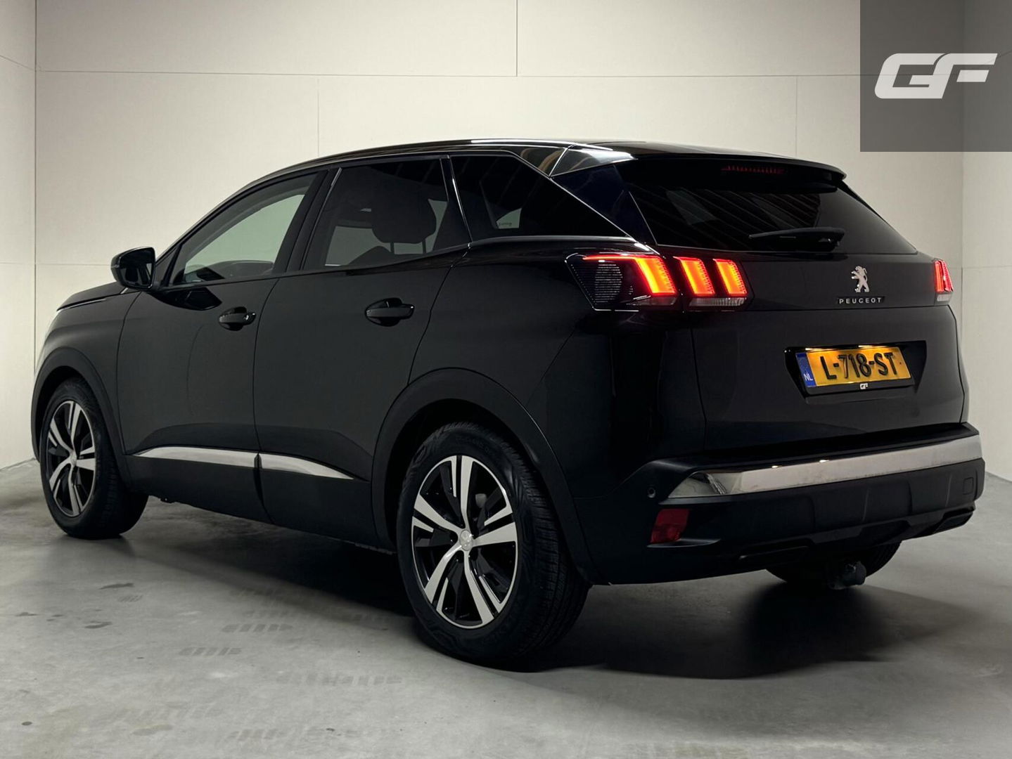 Peugeot 3008 1.2 Allure Automaat Cruise Carplay Stoelver. NAP