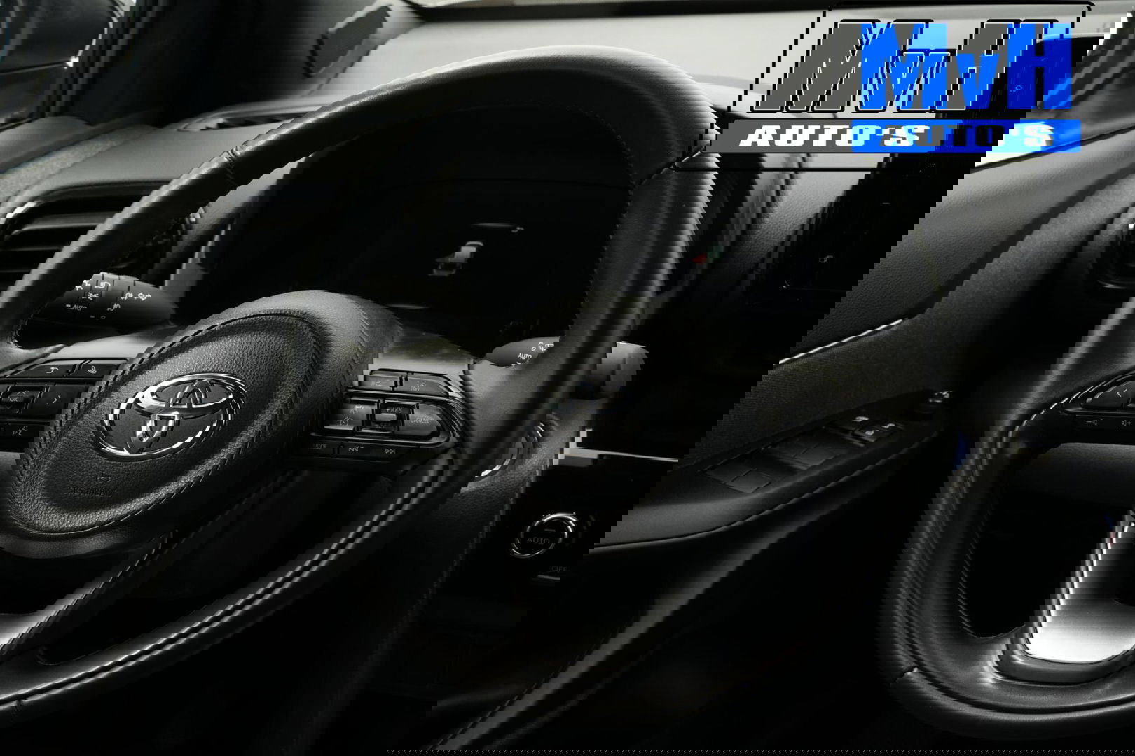 Toyota Yaris Cross 1.5 Hybrid First Edition|TREKH|LED|NAVI|NAP