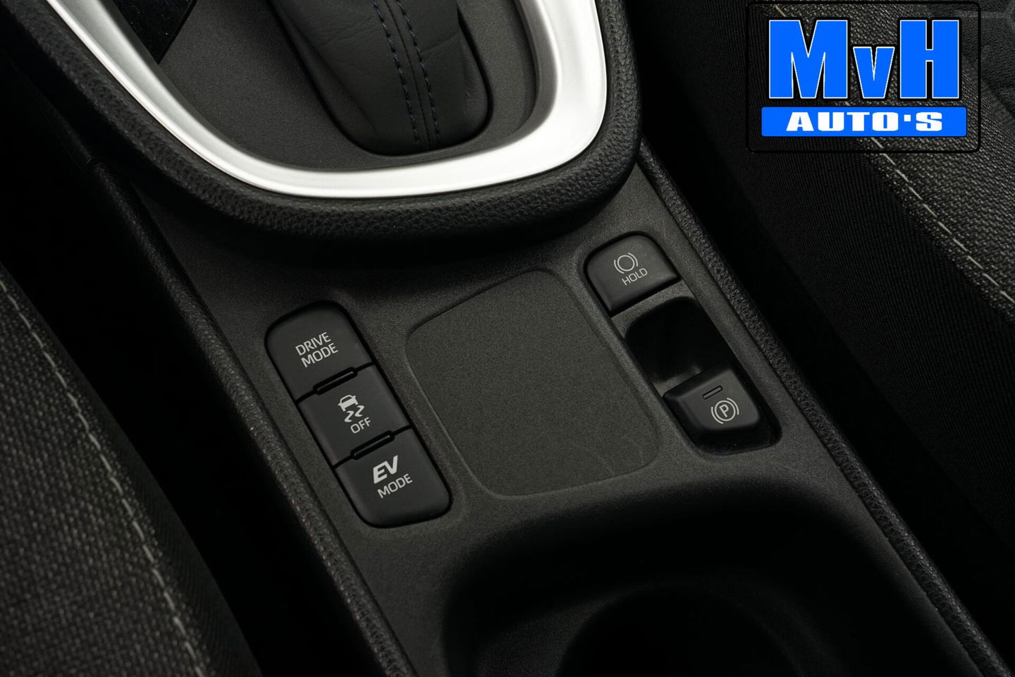 Toyota Yaris Cross 1.5 Hybrid First Edition|TREKH|LED|NAVI|NAP