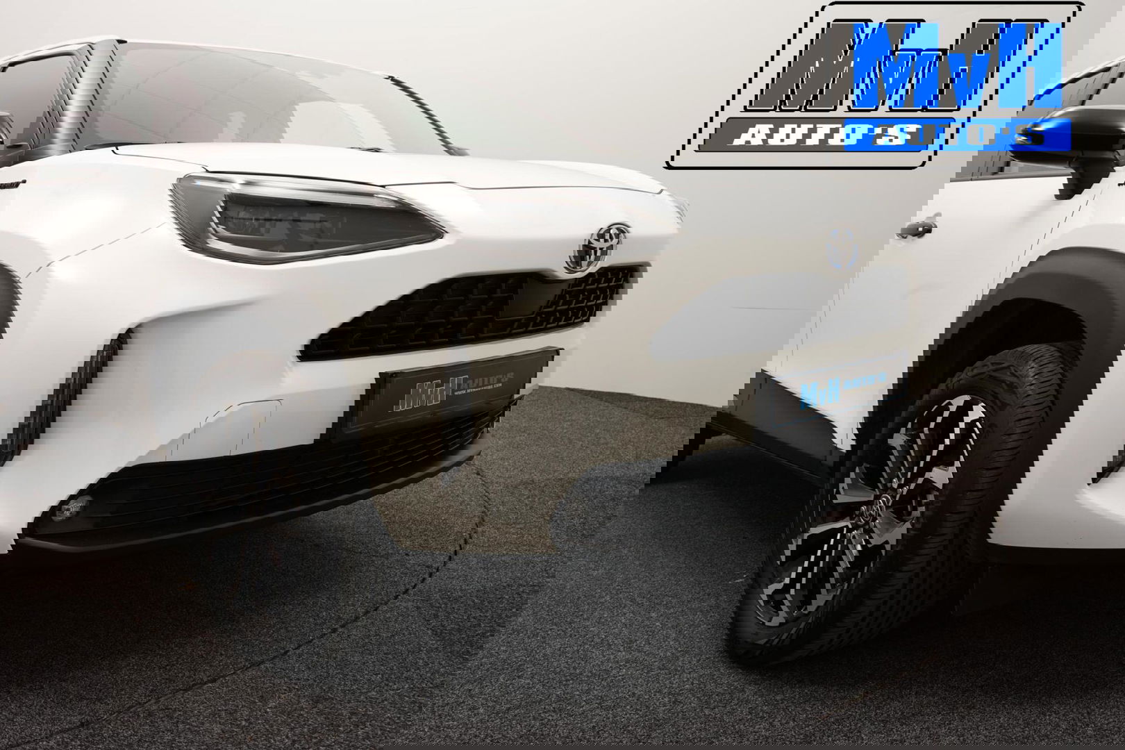 Toyota Yaris Cross 1.5 Hybrid First Edition|TREKH|LED|NAVI|NAP