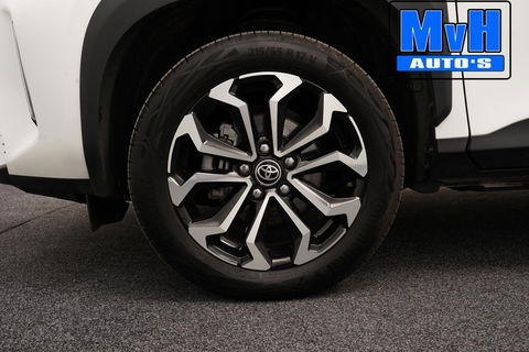 Toyota Yaris Cross 1.5 Hybrid First Edition|TREKH|LED|NAVI|NAP