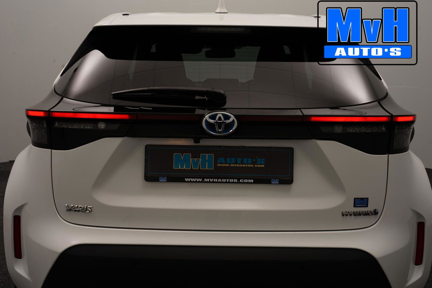 Toyota Yaris Cross 1.5 Hybrid First Edition|TREKH|LED|NAVI|NAP