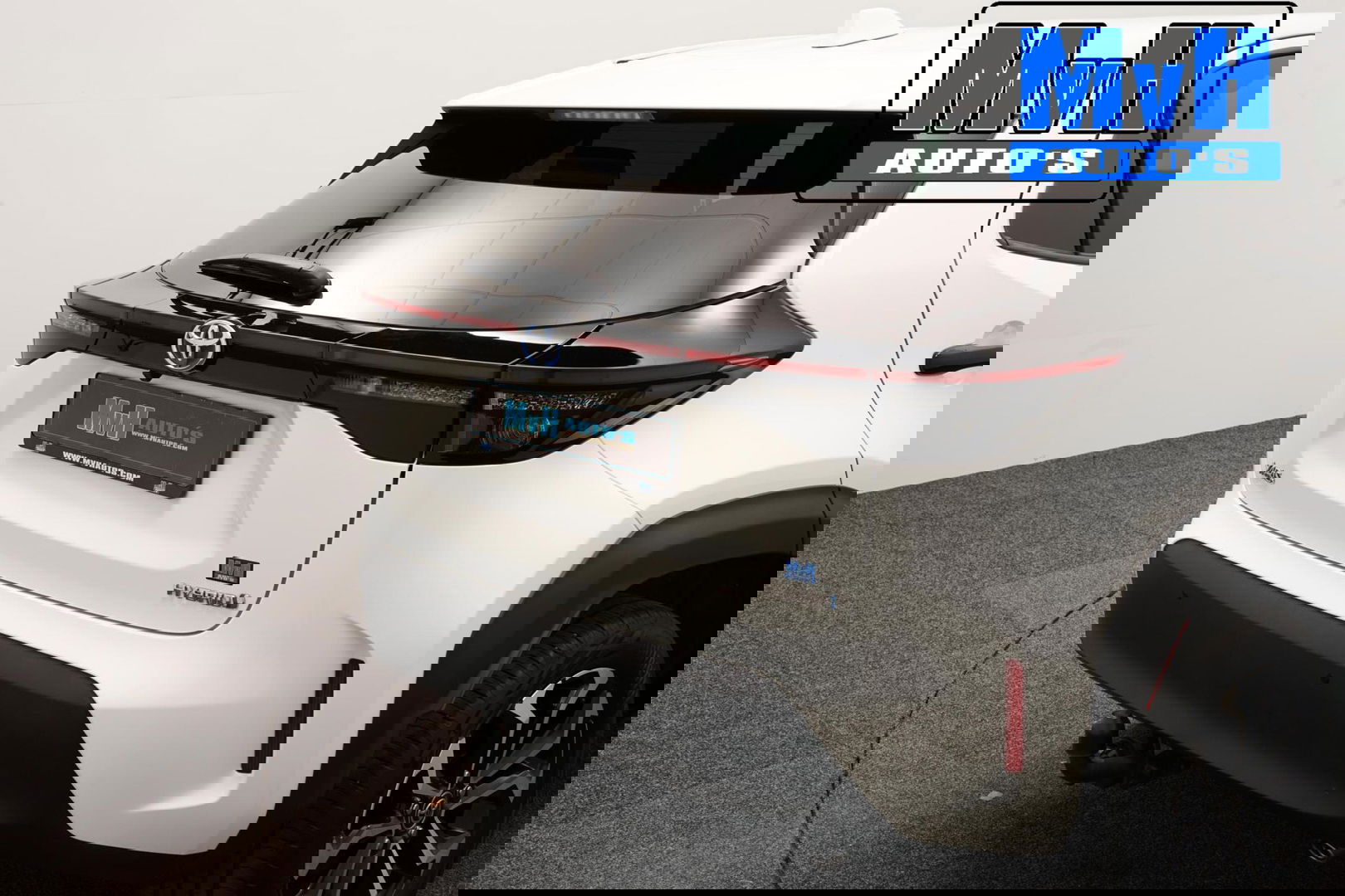 Toyota Yaris Cross 1.5 Hybrid First Edition|TREKH|LED|NAVI|NAP