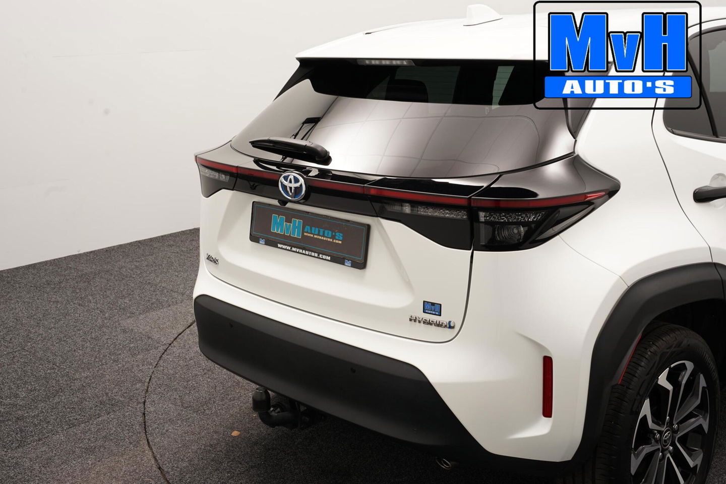 Toyota Yaris Cross 1.5 Hybrid First Edition|TREKH|LED|NAVI|NAP