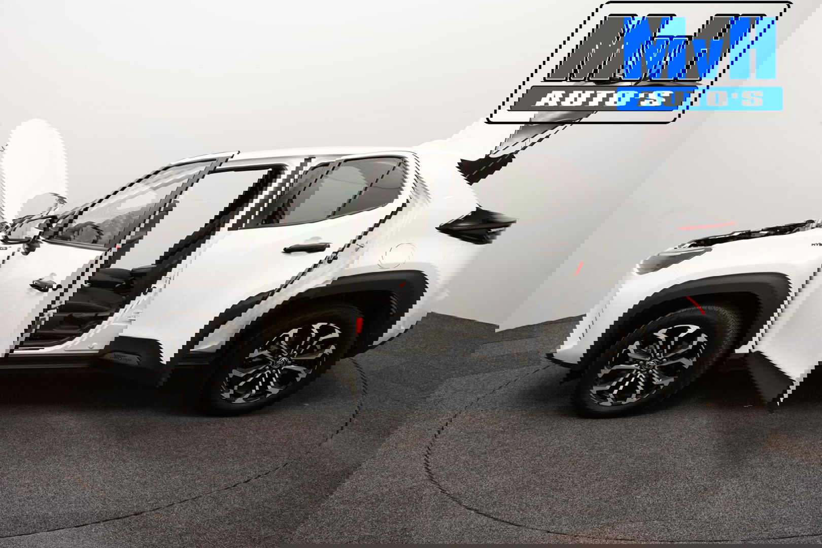 Toyota Yaris Cross 1.5 Hybrid First Edition|TREKH|LED|NAVI|NAP