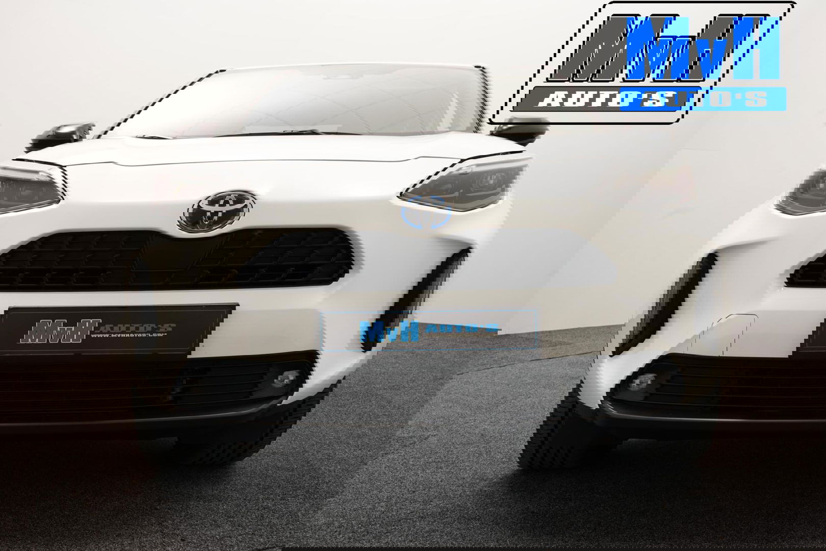 Toyota Yaris Cross 1.5 Hybrid First Edition|TREKH|LED|NAVI|NAP