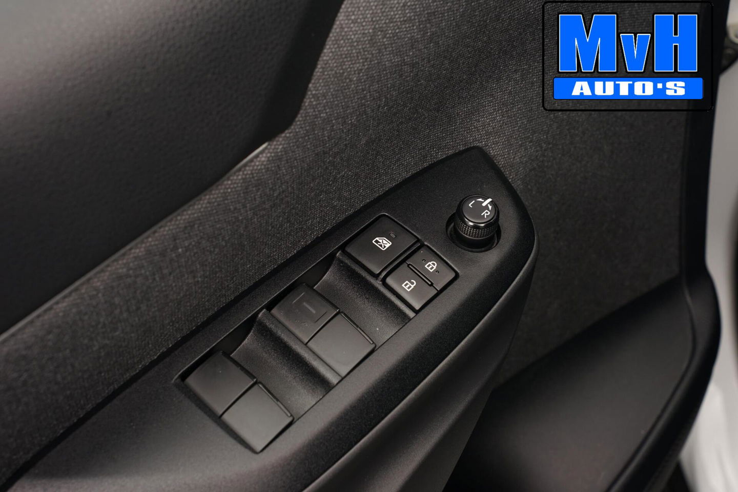 Toyota Yaris Cross 1.5 Hybrid First Edition|TREKH|LED|NAVI|NAP