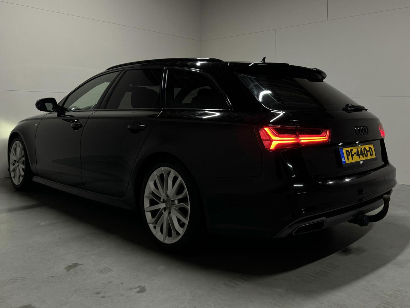 Audi A6 Avant 1.8 TFSI Ultra S-Line Pano Leer Navi Cruise NAP
