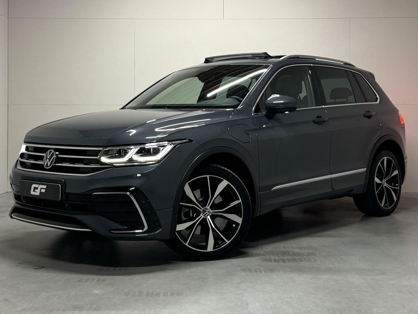 Volkswagen Tiguan 1.4 TSI eHybrid R-Line Pano 360° HUD Leer NAP