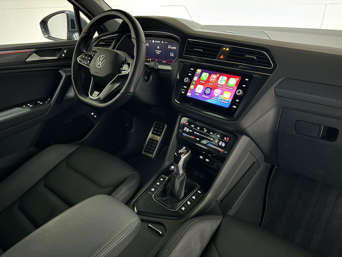 Volkswagen Tiguan 1.4 TSI eHybrid R-Line Pano 360° HUD Leer NAP