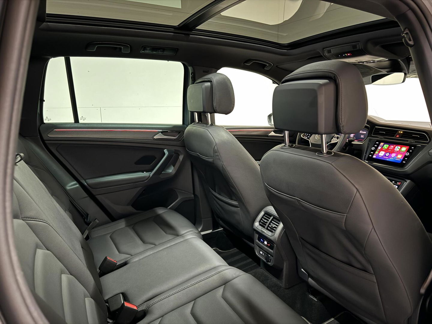 Volkswagen Tiguan 1.4 TSI eHybrid R-Line Pano 360° HUD Leer NAP