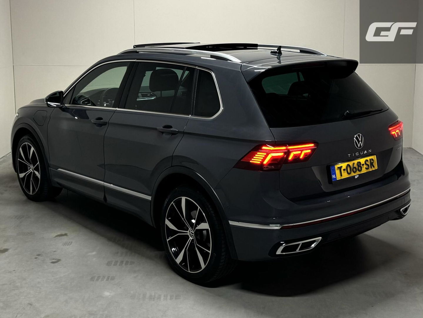 Volkswagen Tiguan 1.4 TSI eHybrid R-Line Pano 360° HUD Leer NAP