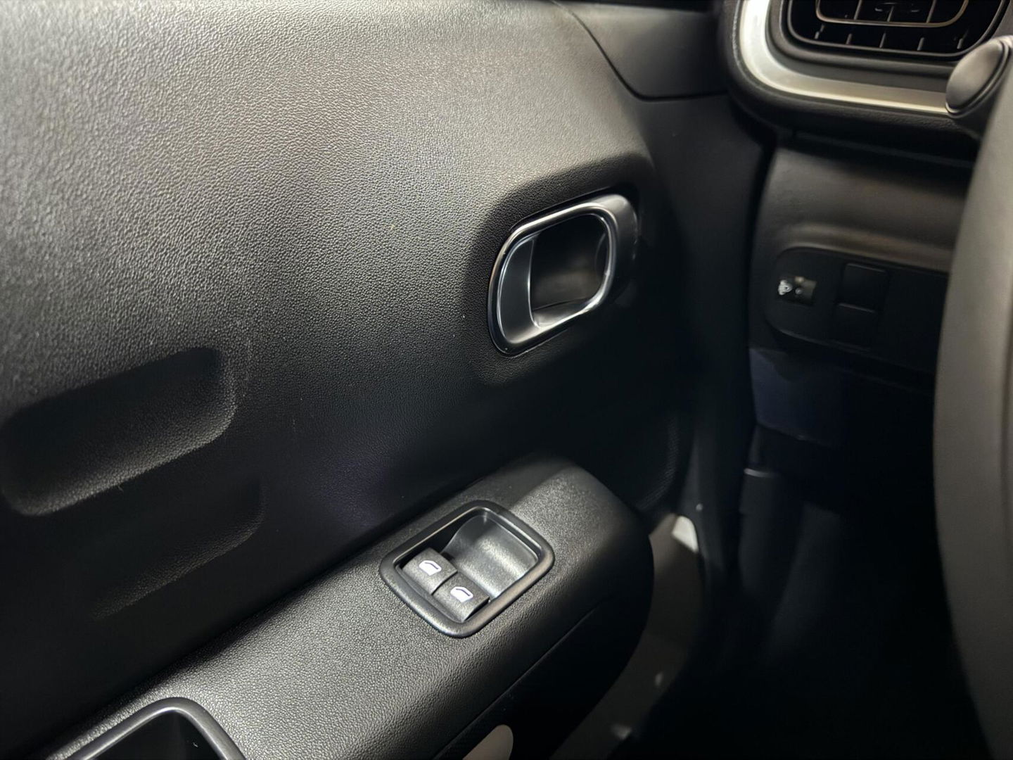 Citroën C3 1.2 Feel Navi Clima Cruise Carplay PDC NAP