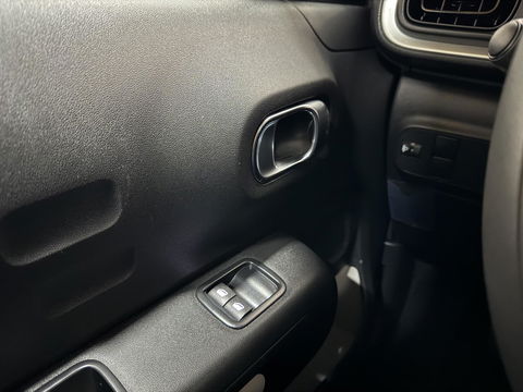 Citroën C3 1.2 Feel Navi Clima Cruise Carplay PDC NAP