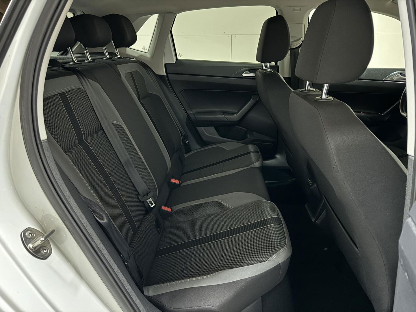 Volkswagen Polo 1.0 TSI R-line Clima Carplay ACC PDC NAP