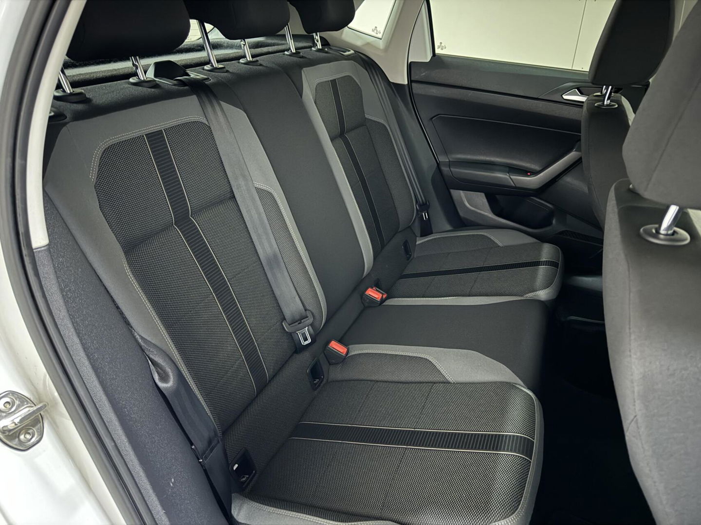 Volkswagen Polo 1.0 TSI R-line Clima Carplay ACC PDC NAP