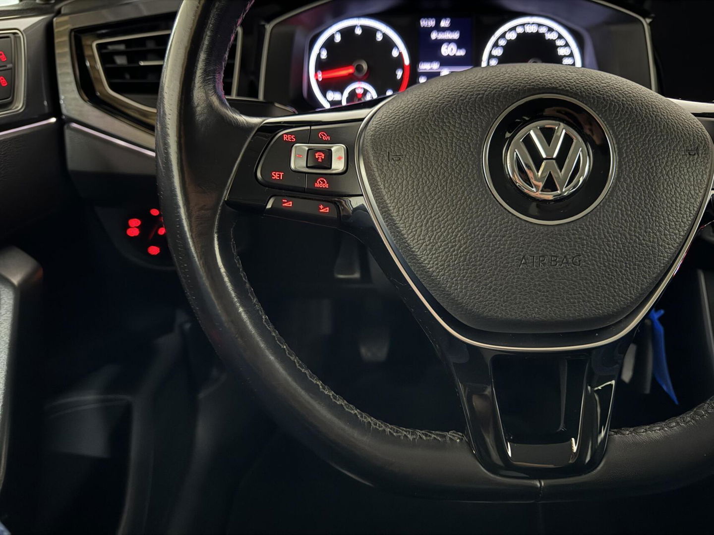 Volkswagen Polo 1.0 TSI R-line Clima Carplay ACC PDC NAP