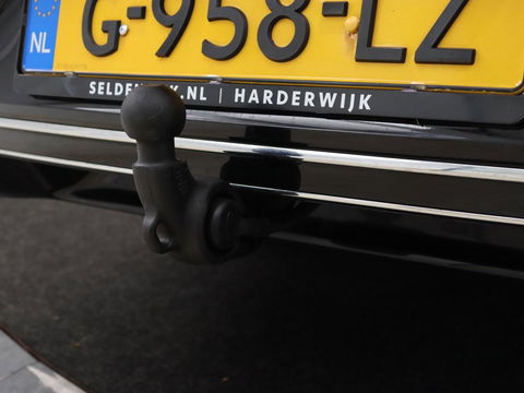 Volkswagen Passat 2.0 TSI R Line | 190pk | Trekhaak | Leder/Alcantara | Stoelverwarming | Camera | Matrix LED | Adaptive cruise | Virtual Cockpit | Carplay | Navigatie