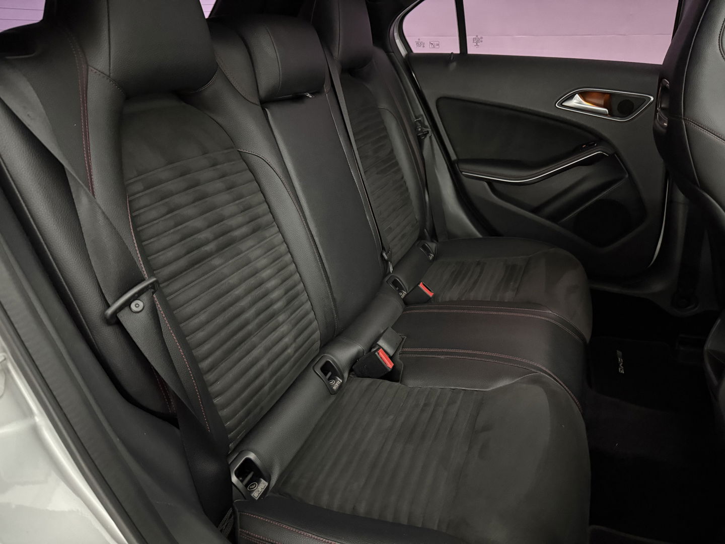 Mercedes-Benz A-Klasse 180 CDI | Pano | LED | Spoiler | Airco | Navi | Parkeersens.