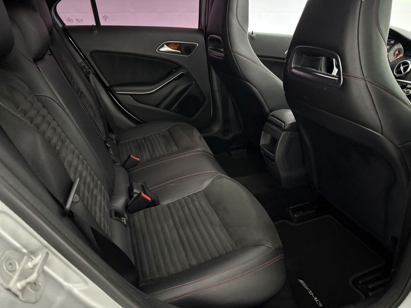 Mercedes-Benz A-Klasse 180 CDI | Pano | LED | Spoiler | Airco | Navi | Parkeersens.