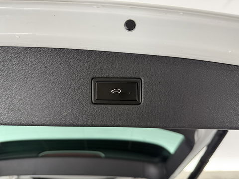 Volkswagen Tiguan 1.5 TSI ACT 150PK R-line | Virtual | Carplay | Trekh. | Adaptive Cruise | LED | Parkeersens. | NAP