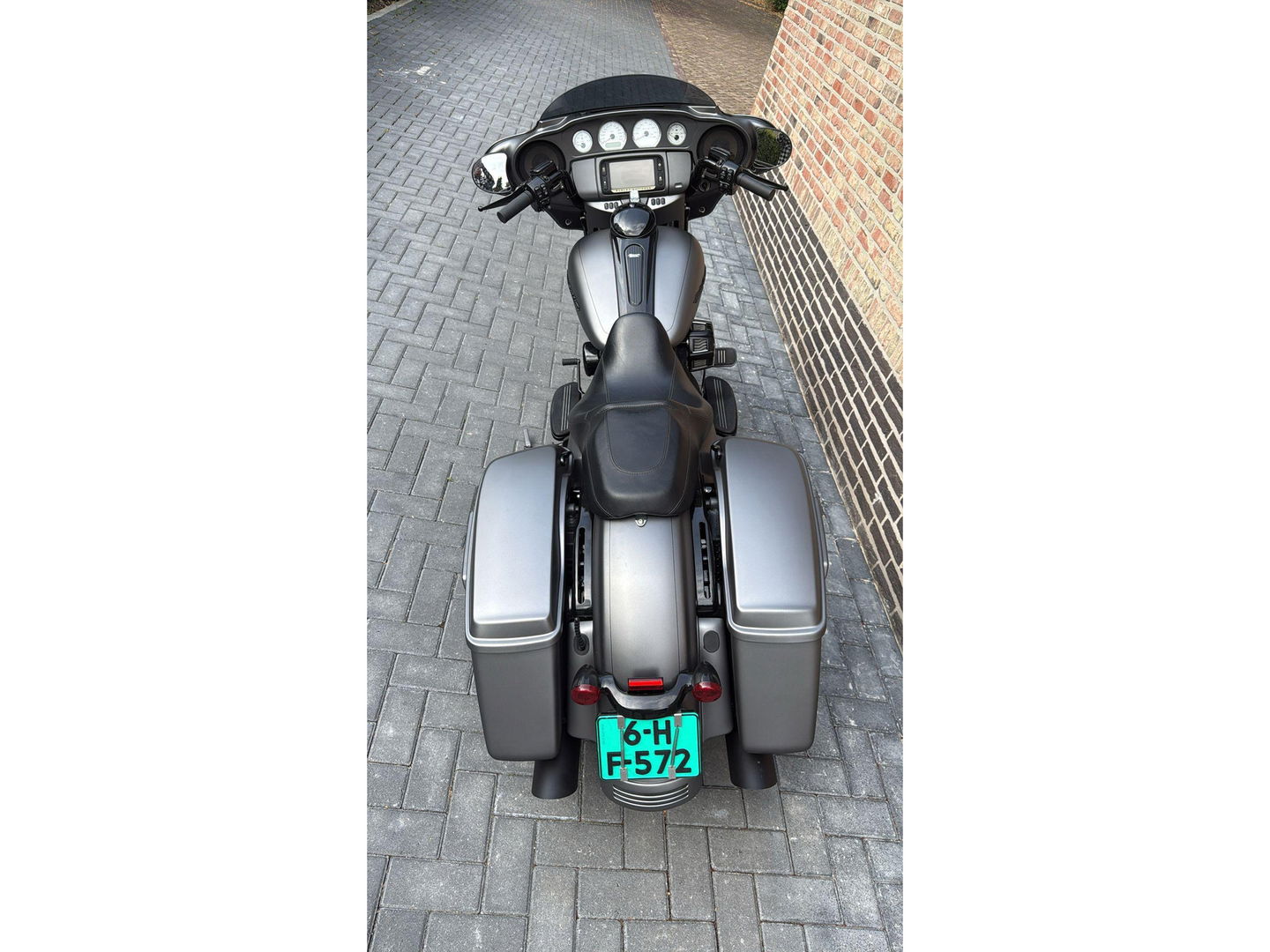 Harley Davidson 103 FLHXS Streetglide Street Glide mat grijs blackout