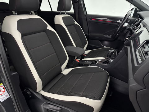 Volkswagen T-Roc 1.5 TSI 150PK R-Line | Pano | Sfeer | Virtual | Carplay | LED | Adap. Cruise | Parkeersens. | NAP