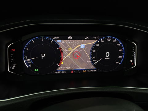 Volkswagen T-Roc 1.5 TSI 150PK R-Line | Pano | Sfeer | Virtual | Carplay | LED | Adap. Cruise | Parkeersens. | NAP