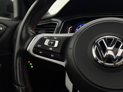 Volkswagen T-Roc 1.5 TSI 150PK R-Line | Pano | Sfeer | Virtual | Carplay | LED | Adap. Cruise | Parkeersens. | NAP