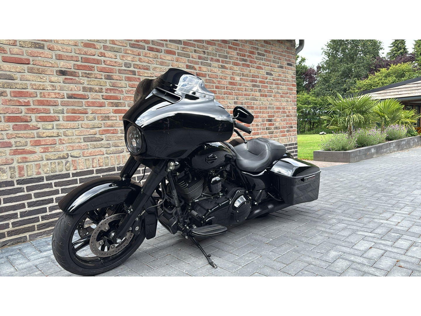 Harley Davidson 103 FLHXS Street Glide Blackout CVO Streetglide