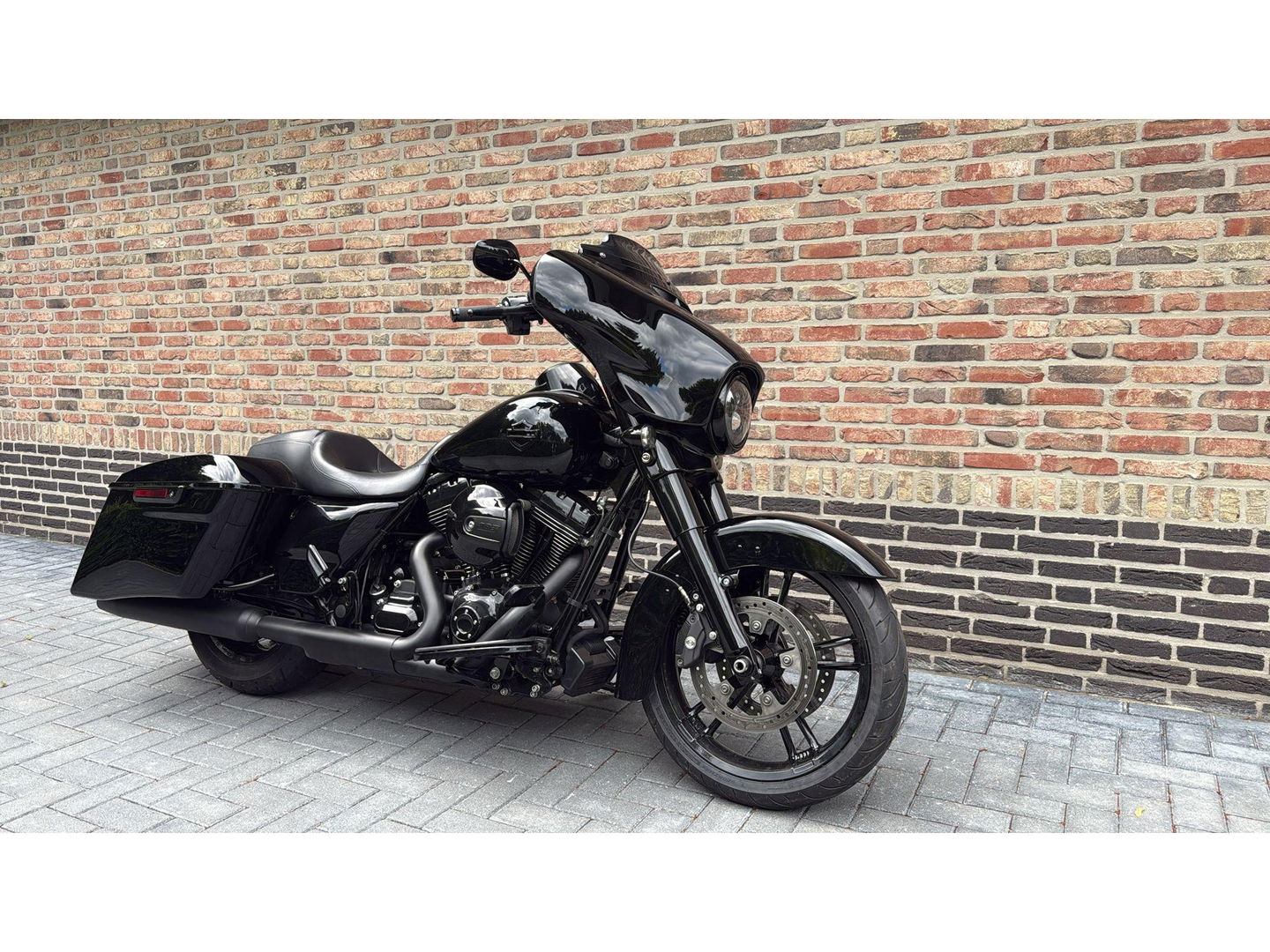 Harley Davidson 103 FLHXS Street Glide Blackout CVO Streetglide