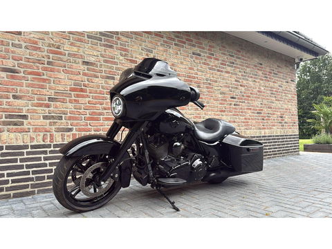 Harley Davidson 103 FLHX Street Glide Streetglide CVO Blackout