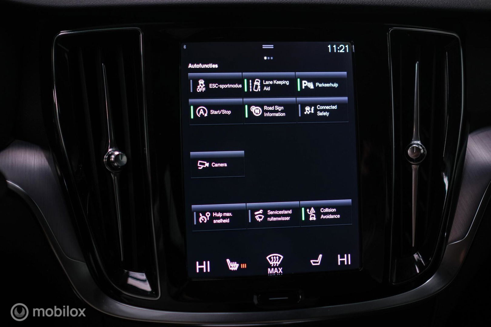 Volvo V60 2.0 T4 Momentum Pro | Trekhaak | 1e eig | Dealer onderhouden | Camera |