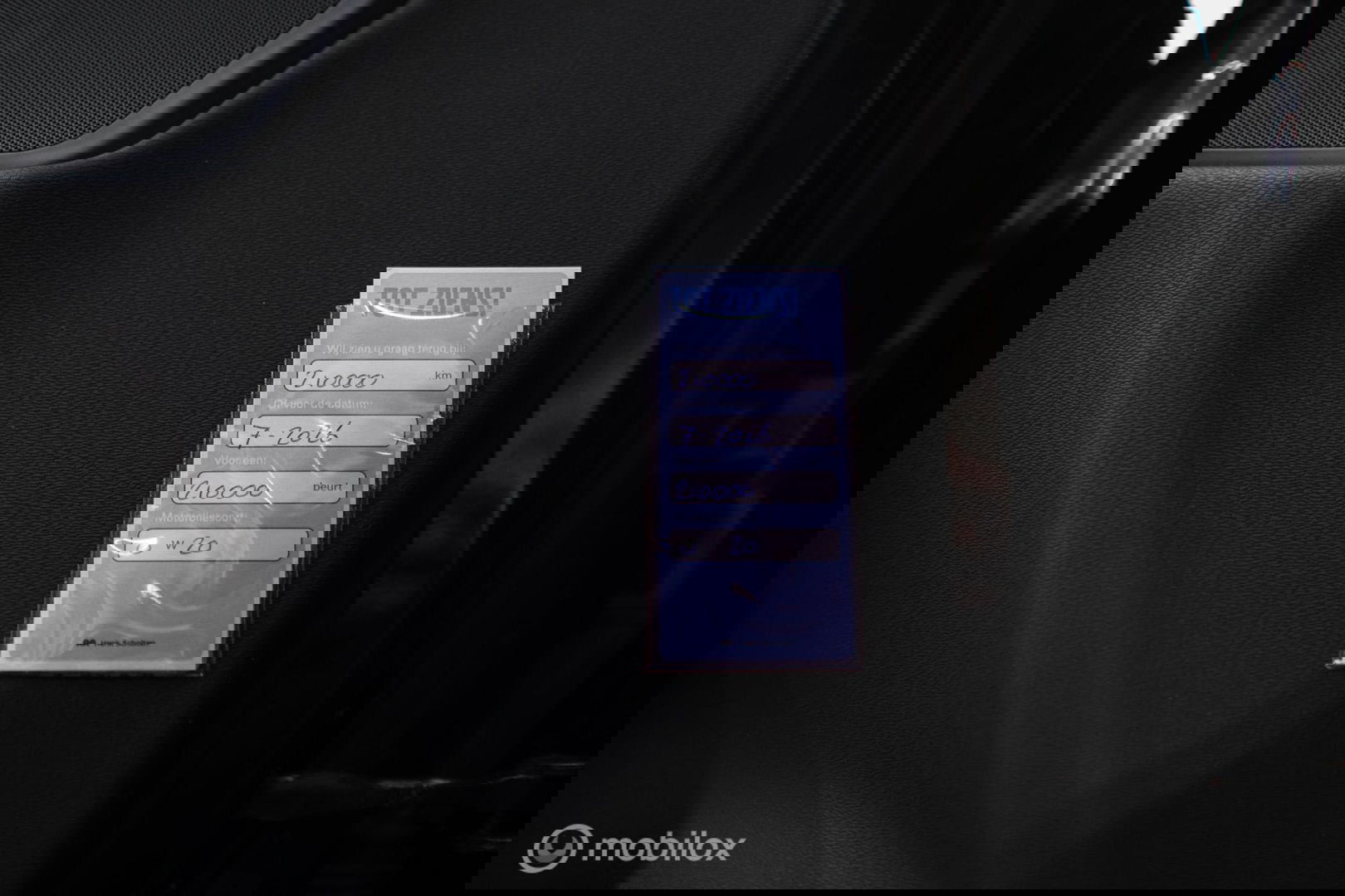 Volvo V60 2.0 T4 Momentum Pro | Trekhaak | 1e eig | Dealer onderhouden | Camera |